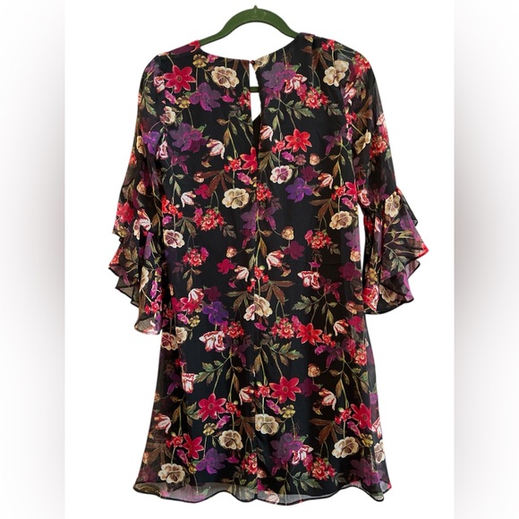 Calvin Klein Romantic Floral Chiffon Dress Ruffle Bell Sleeves Size 2 - Picture 2 of 5